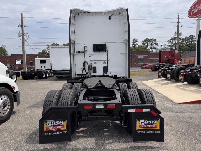 2022 Peterbilt 579-4