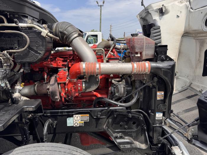 2022 Peterbilt 579-27