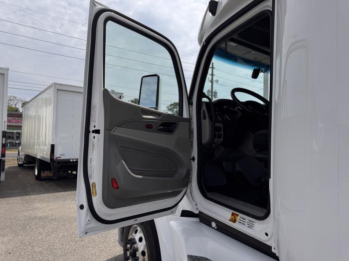 2022 Peterbilt 579-7