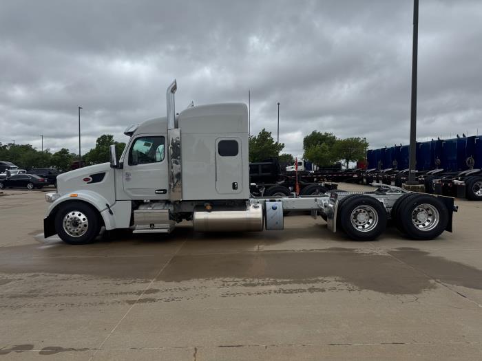 2026 Peterbilt 567-2