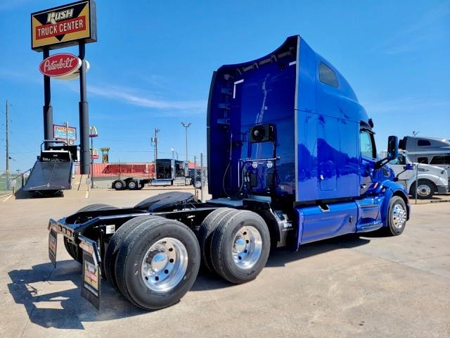 2022 Peterbilt 579-6