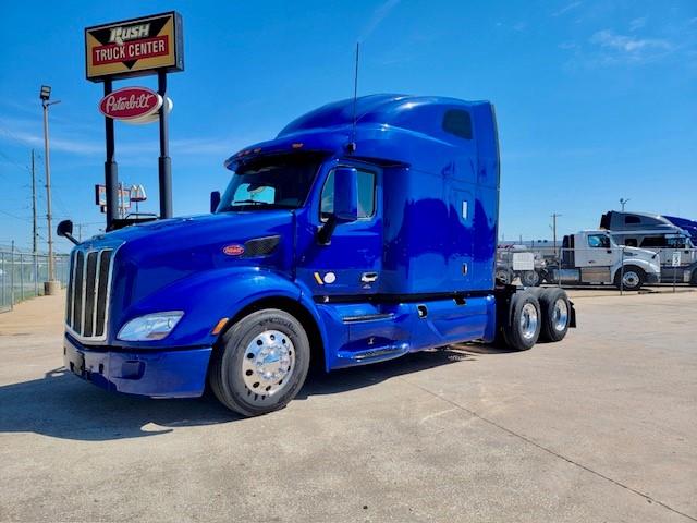 2022 Peterbilt 579-7