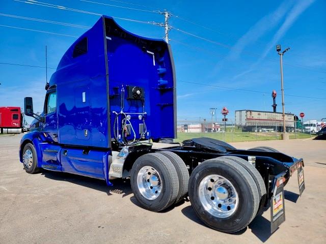 2022 Peterbilt 579-10