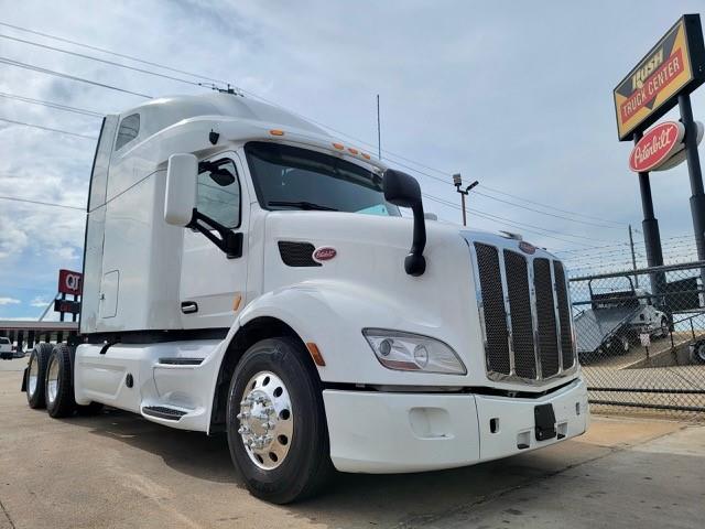 2022 Peterbilt 579-2