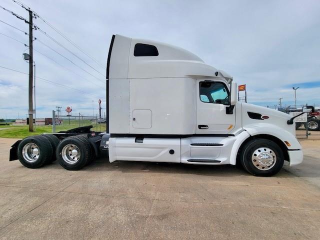 2022 Peterbilt 579-3