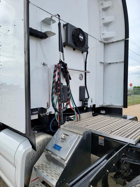 2022 Peterbilt 579-12
