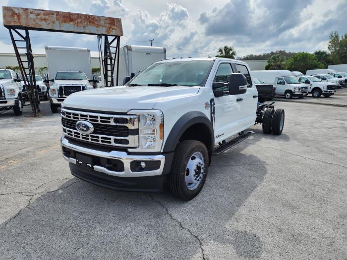 2025 Ford F-550-1