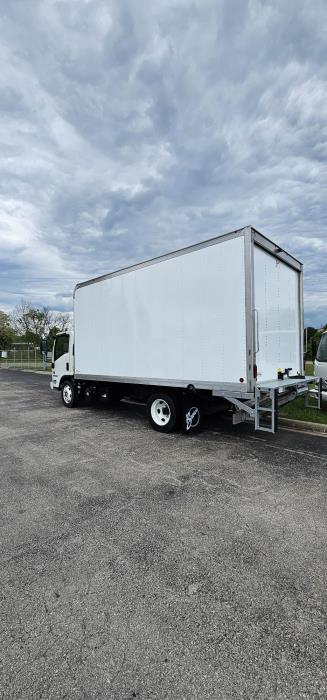 2024 Isuzu NRR-3