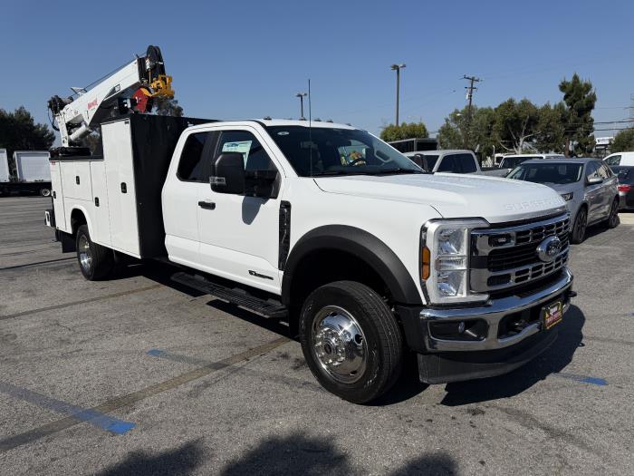 2025 Ford F-550-7