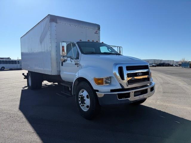 2015 Ford F-650-7