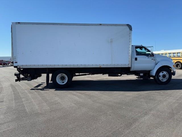 2015 Ford F-650-6