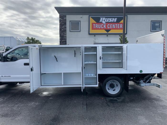 2025 Ford F-550-9