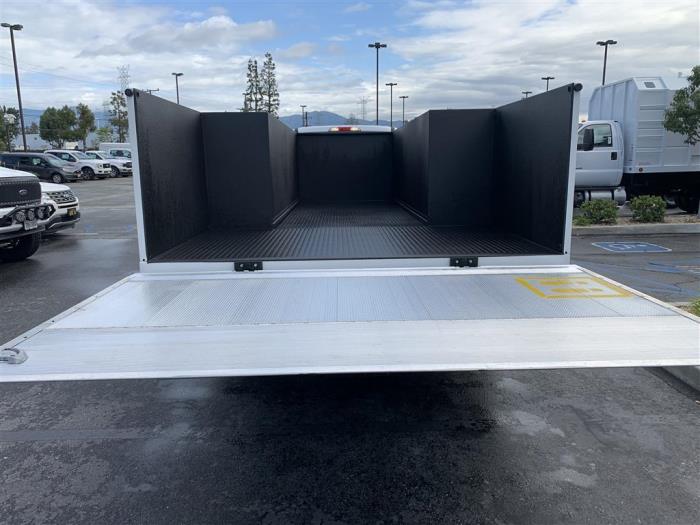 2025 Ford F-550-20