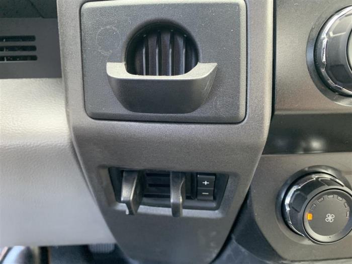 2025 Ford F-550-30