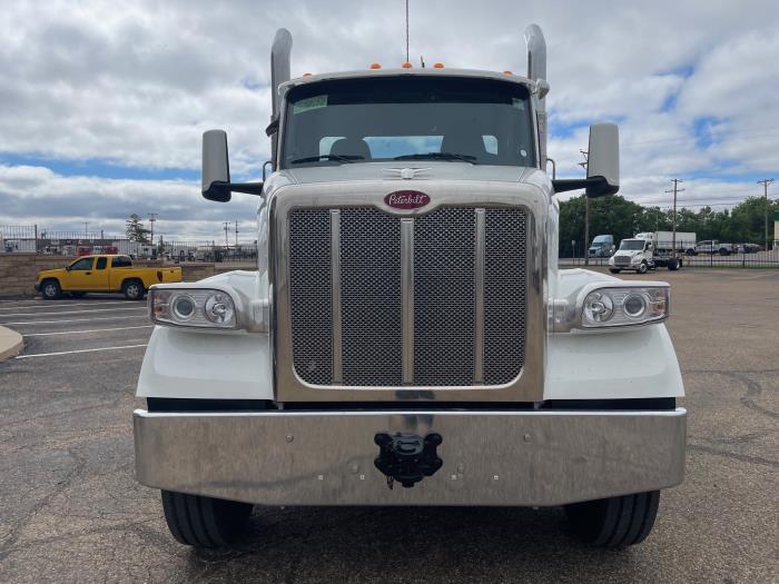 2026 Peterbilt 567-2