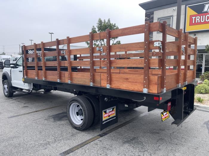 2025 Ford F-450-4
