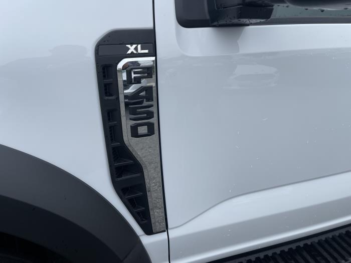 2025 Ford F-450-12