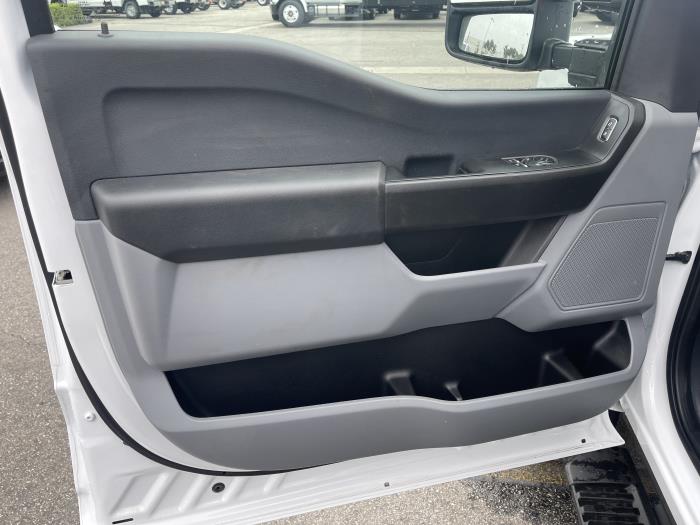 2025 Ford F-450-13