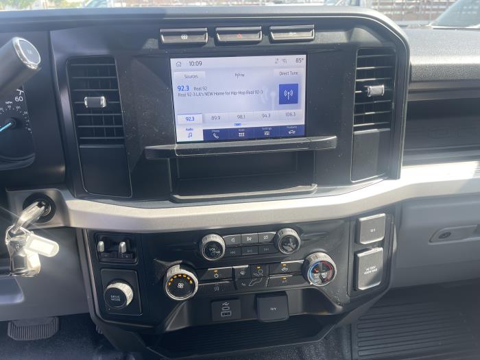 2025 Ford F-550-18