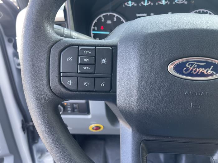 2025 Ford F-550-23