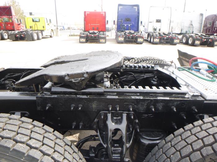 2020 Peterbilt 389-7