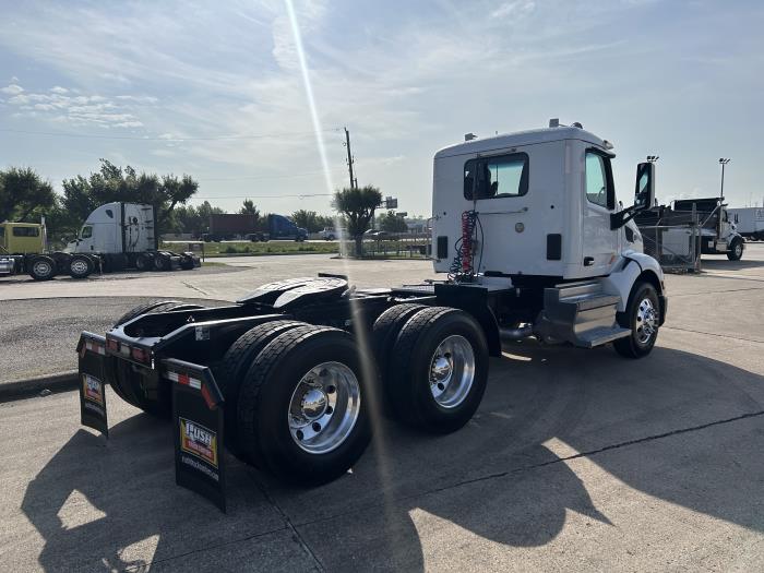 2020 Peterbilt 579-5