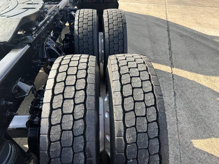 2020 Peterbilt 579-11