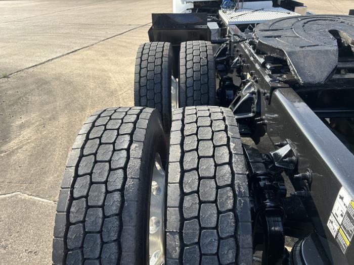 2020 Peterbilt 579-12
