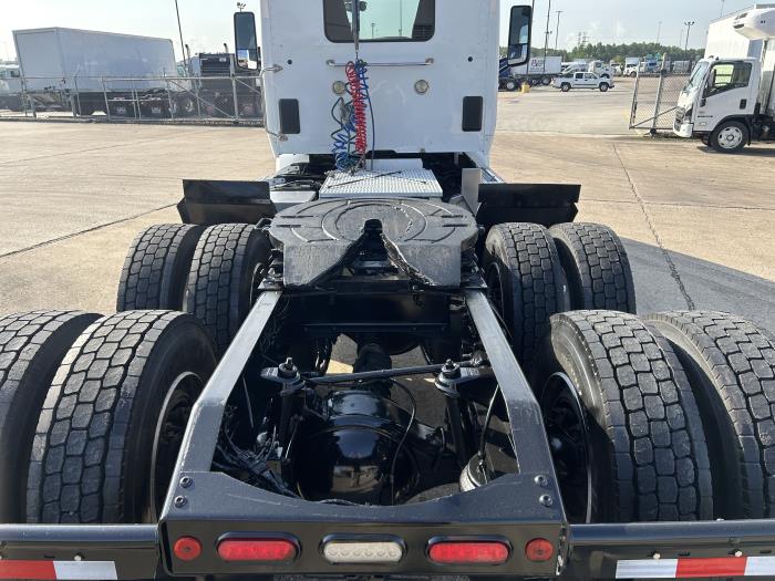 2020 Peterbilt 579-13