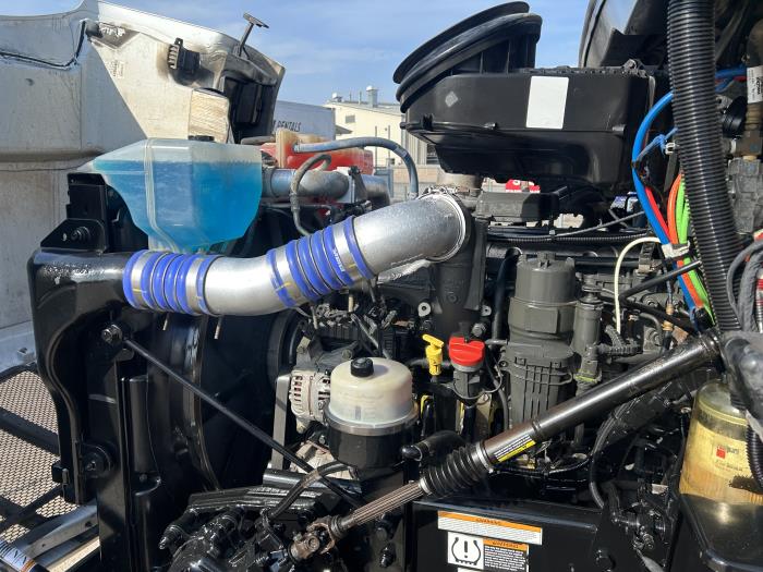 2020 Peterbilt 579-17