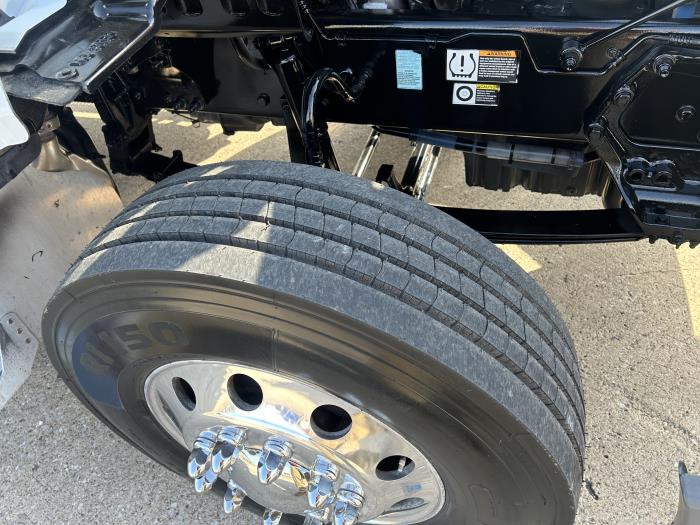 2020 Peterbilt 579-21