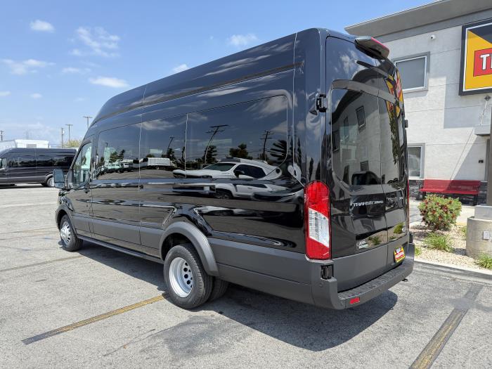 2025 Ford Transit 350 HD-3
