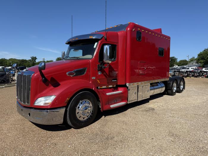 2018 Peterbilt 579-1