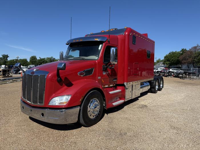 2018 Peterbilt 579-32