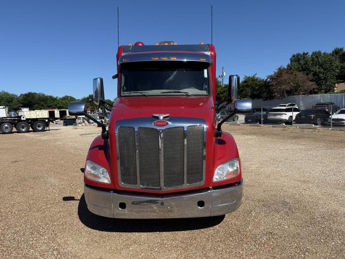 2018 Peterbilt 579-35
