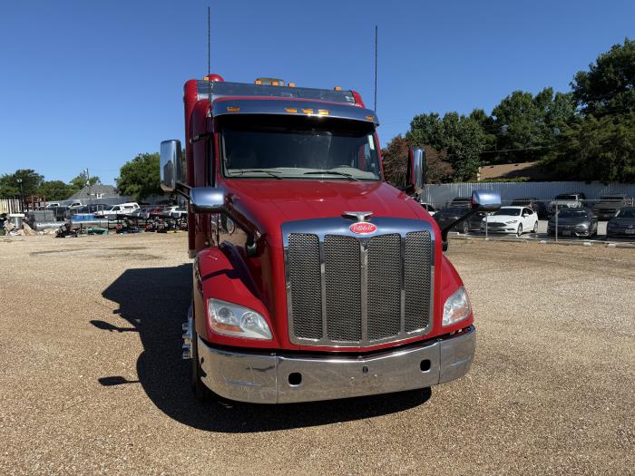 2018 Peterbilt 579-36