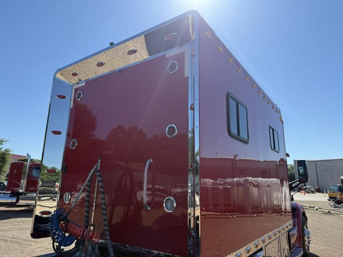 2018 Peterbilt 579-4