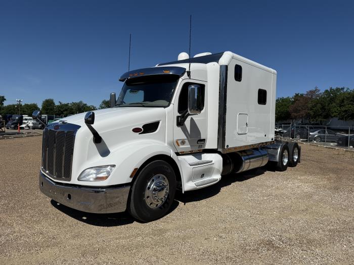 2021 Peterbilt 579-1