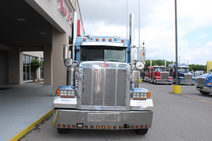 2007 Peterbilt 379-2