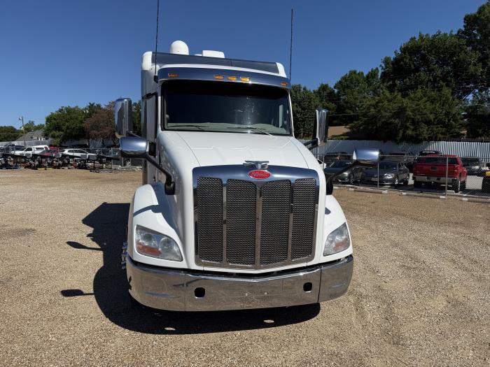 2021 Peterbilt 579-42