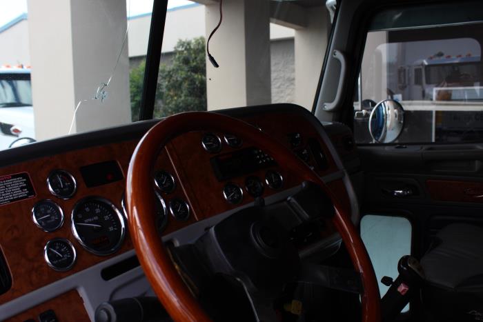 2007 Peterbilt 379-9