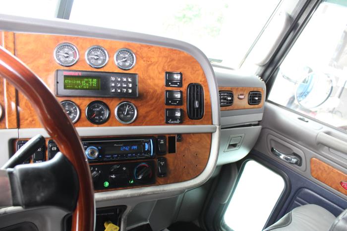 2007 Peterbilt 379-10