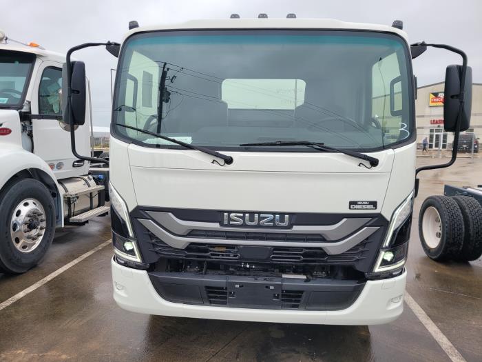 2025 Isuzu NRR-1