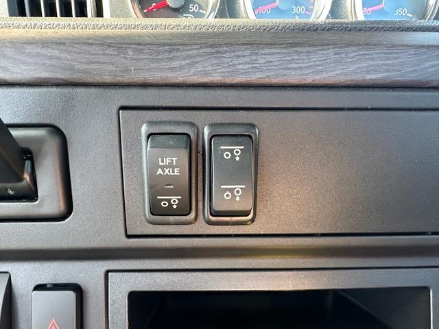 2026 International LT625-27