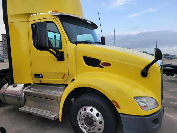 2021 Peterbilt 579-5