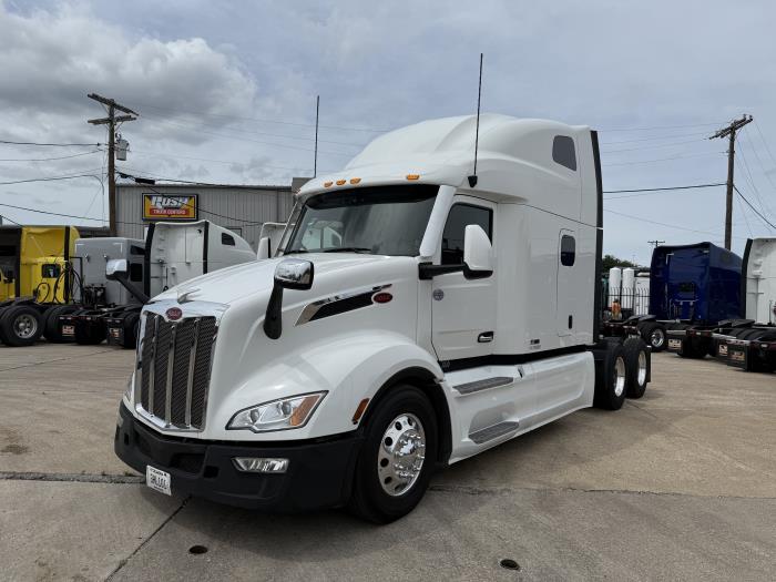 2023 Peterbilt 579-6