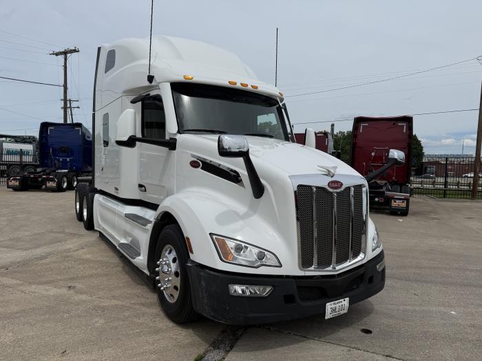2023 Peterbilt 579-11