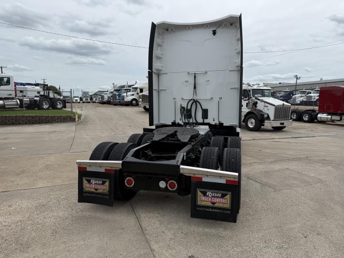 2023 Peterbilt 579-21
