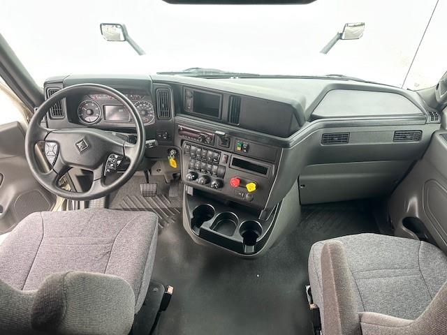 2019 International LT625-12