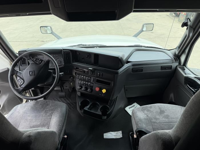2020 International LT625-10